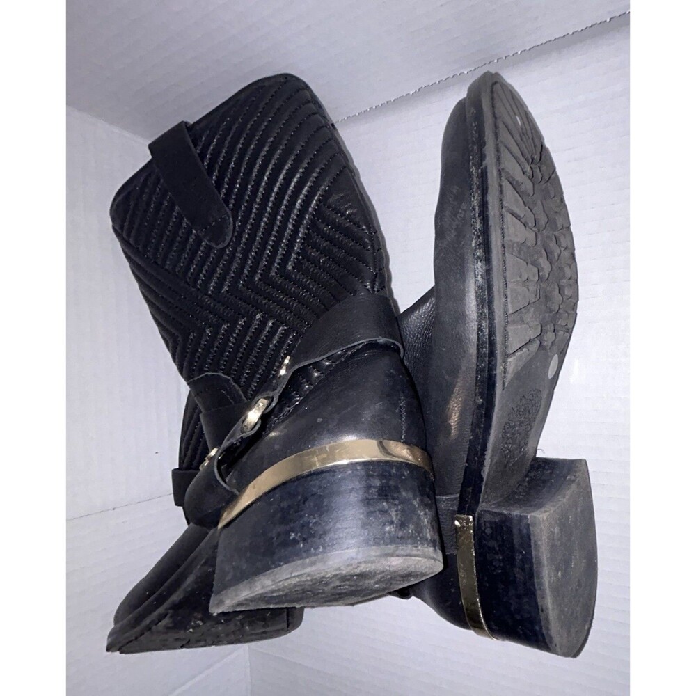 Moto Boots Women's Size 8.5 Black Quilted Leather Side Zip Vince Camuto - Picture 14 of 15